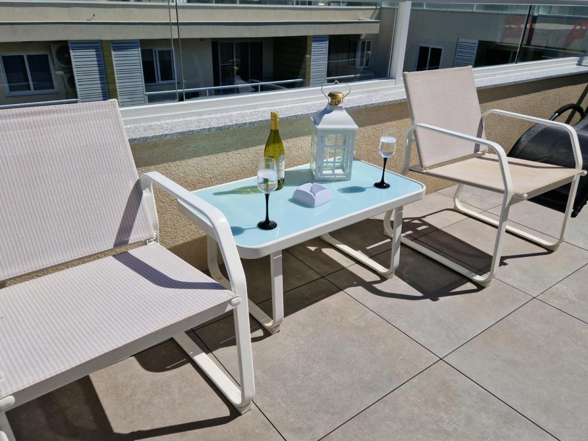 Апартаменти Sea View New Penthouse Terrace & Garage Parking Сент-Полс-Бей Екстер'єр фото