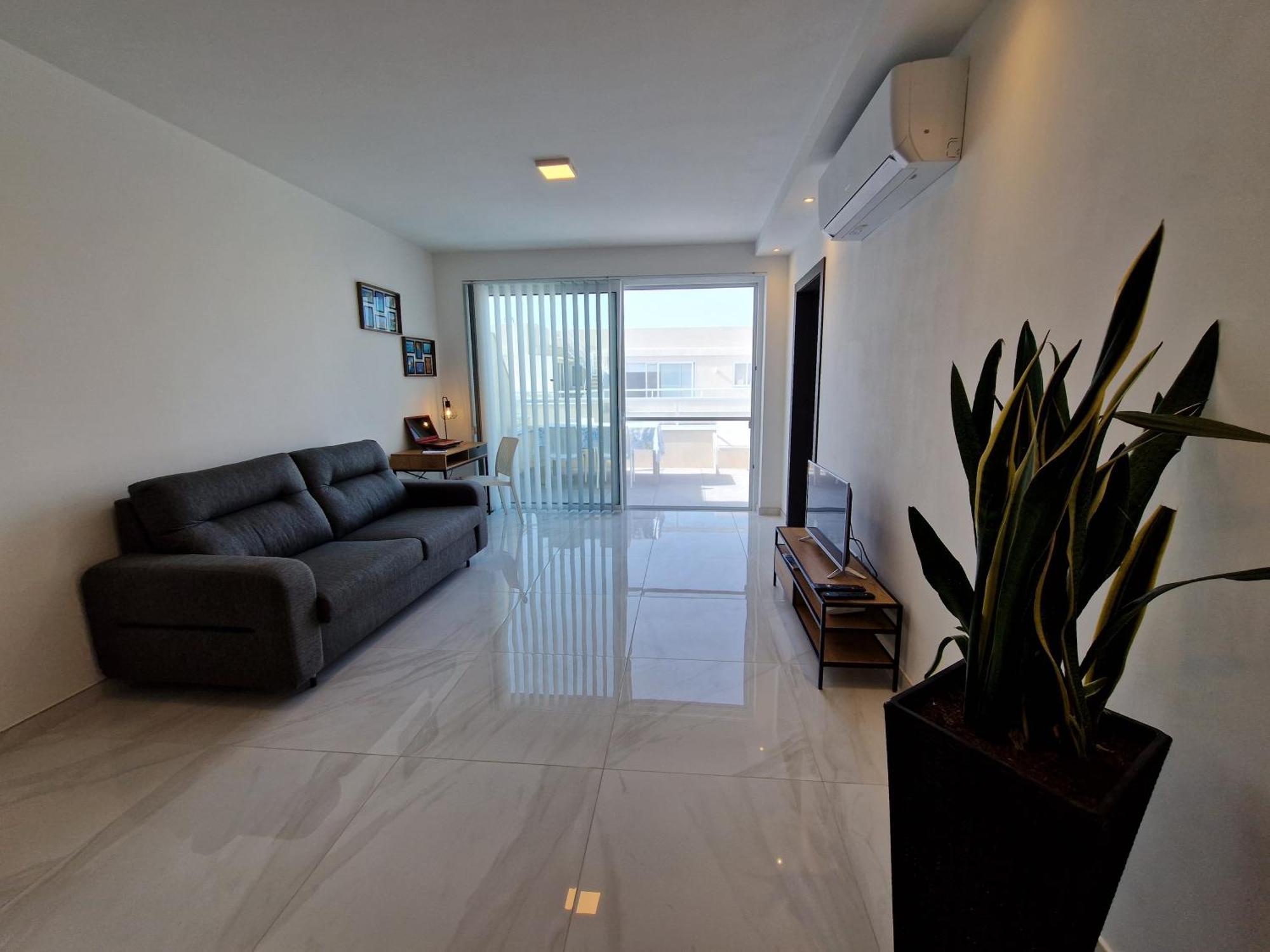 Апартаменти Sea View New Penthouse Terrace & Garage Parking Сент-Полс-Бей Екстер'єр фото