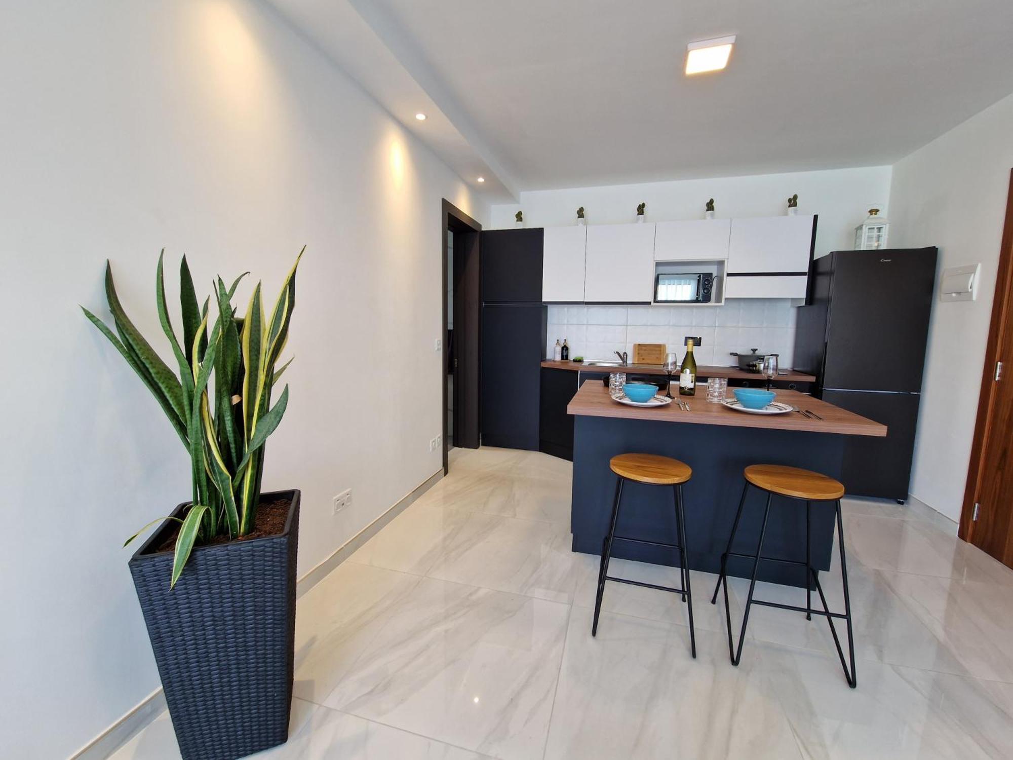 Апартаменти Sea View New Penthouse Terrace & Garage Parking Сент-Полс-Бей Екстер'єр фото