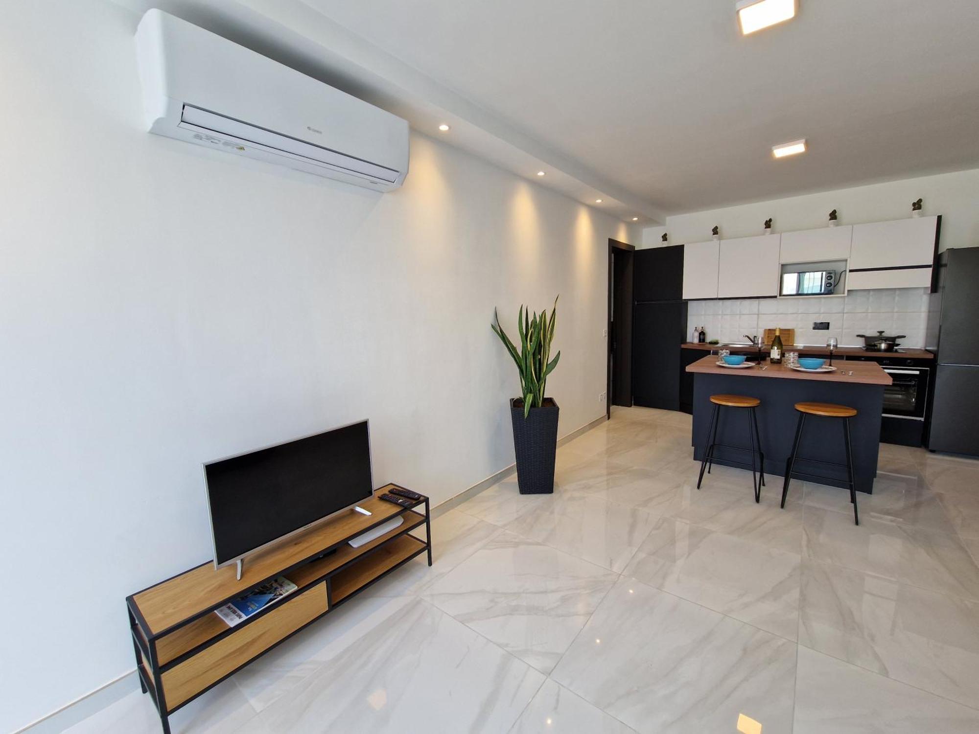 Апартаменти Sea View New Penthouse Terrace & Garage Parking Сент-Полс-Бей Екстер'єр фото