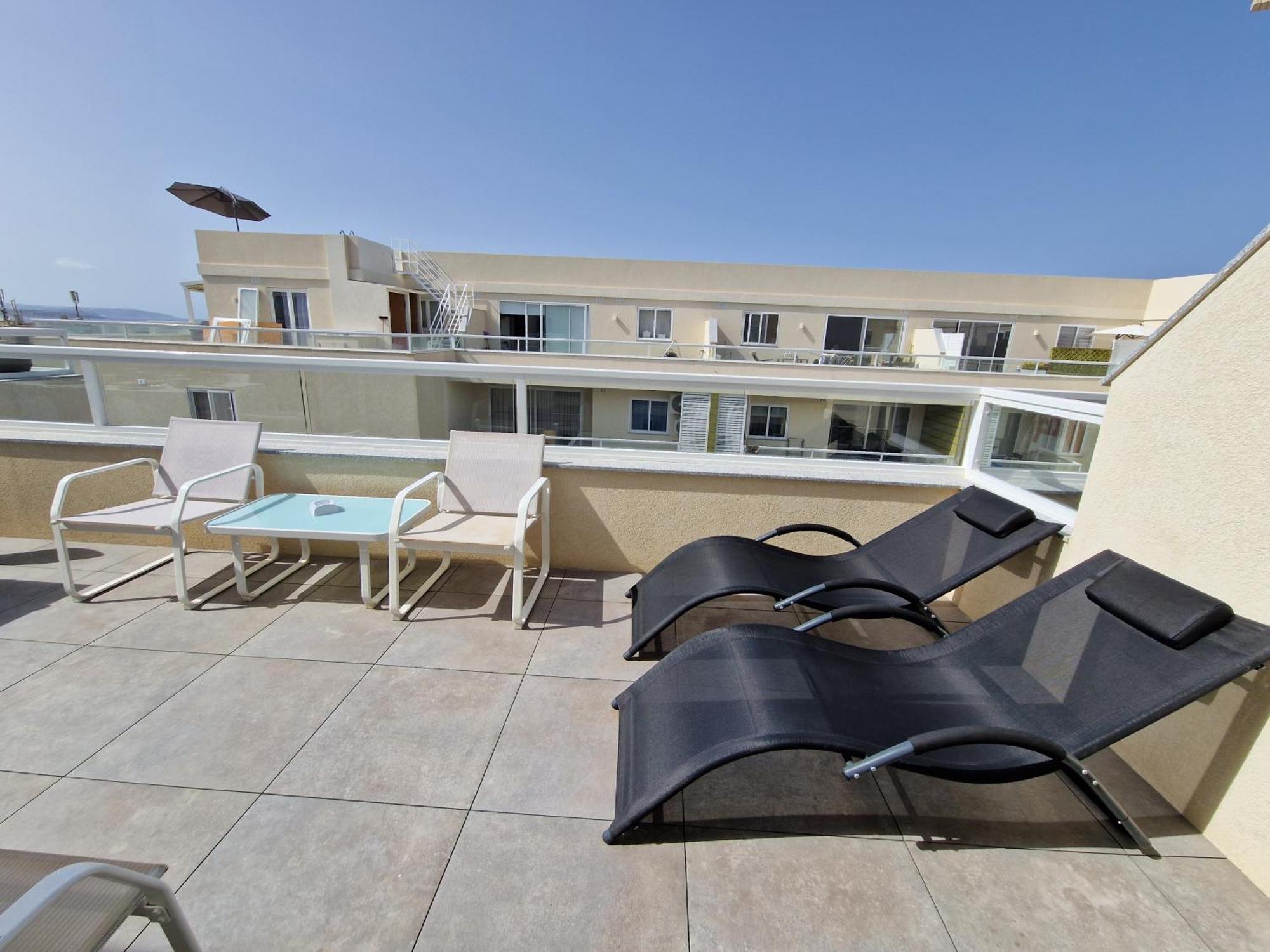 Апартаменти Sea View New Penthouse Terrace & Garage Parking Сент-Полс-Бей Екстер'єр фото